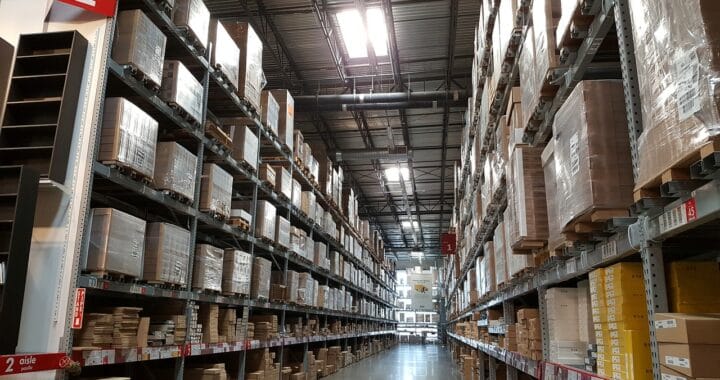 Comment améliorer la logistique d’une entreprise avec des entrepôts de stockage ?