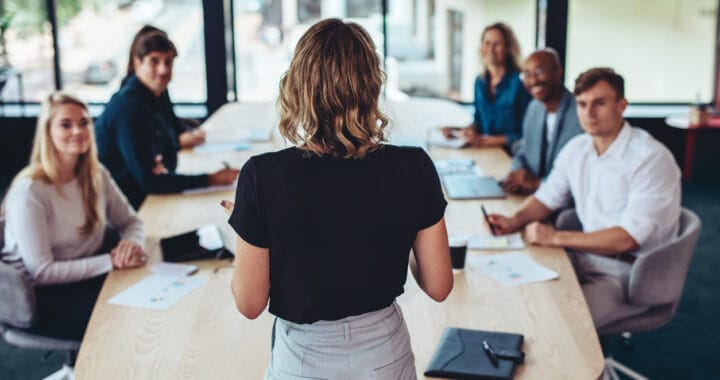 Pourquoi confier votre stratégie digitale à une agence spécialisée ?